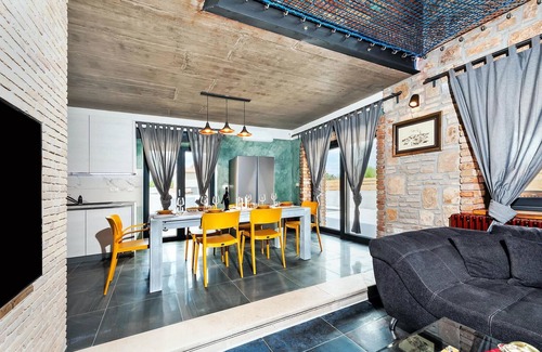 Kanfanar House | Amazing home in Kanfanar