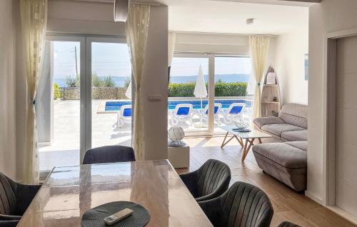 Rudine House | Amazing Home In Kastel Novi