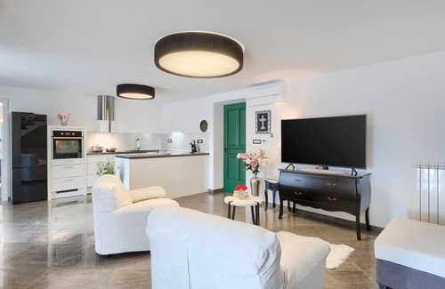 Krsan House | Amazing home in Krsan