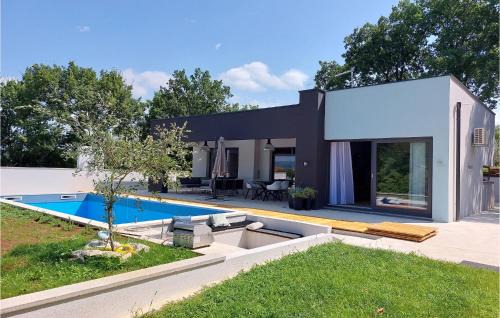 Boljevici House | Amazing Home In Krsan With Sauna