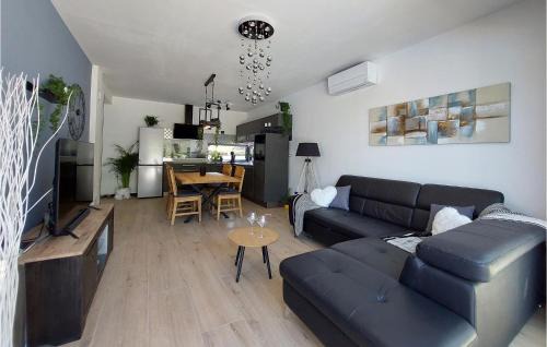 Boljevici House | Amazing Home In Krsan With Sauna