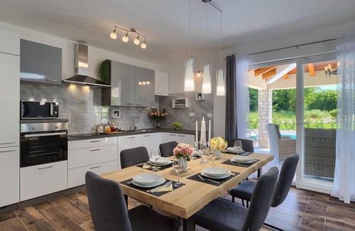 Sumber House | Amazing home in Labin - Rabac