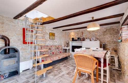 Bosiljevo House | Amazing home in Netretic