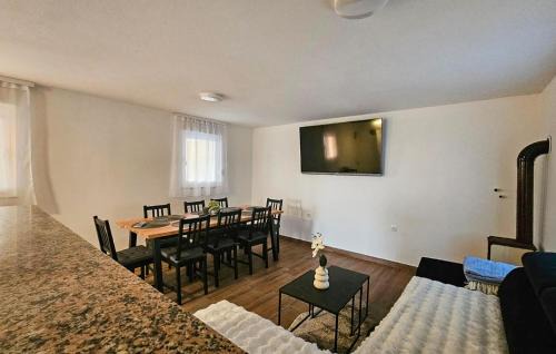 Pleternica House | Amazing Home In Pleternica