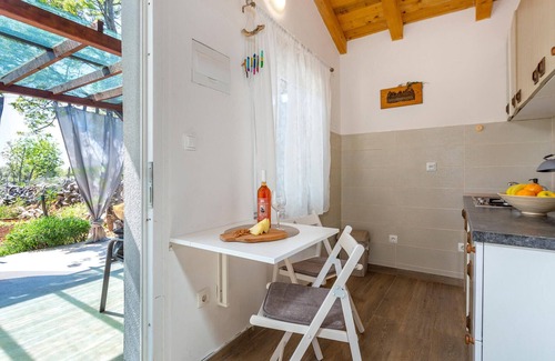 Risika House | Amazing home in Risika with kitchen