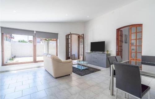 Fanusa House | Amazing Home In Siracusa With Wifi