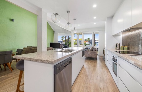 Port Lincoln House | Amazing Marina Apartment 5/14 Northpoint