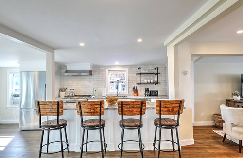 Riverside House | Amazing New England views - Private beachfront by Sabin Point!