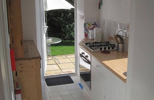 Glastonbury Apartment | Amazing Panoramic Views Over Glastonbury, Near Tor, And Chalice Well