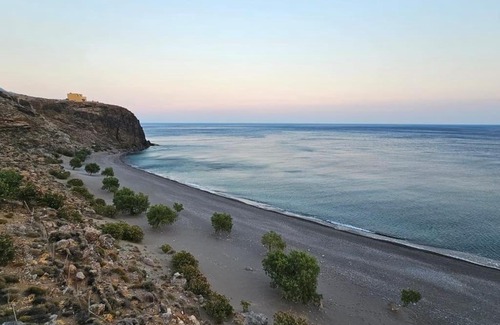 Archanes-Asterousia Apartment | Amazing seafront house with private beach