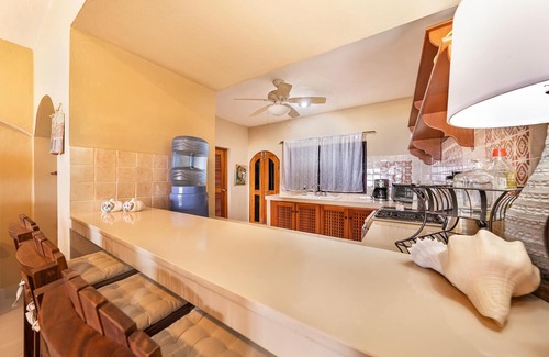 La Gloria House | Amazing Views 3 BR Ocean Front w/Pool.