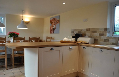 Horncastle Cottage | Amazing Views. Family friendly. Sleeps eight plus Hot Tub.