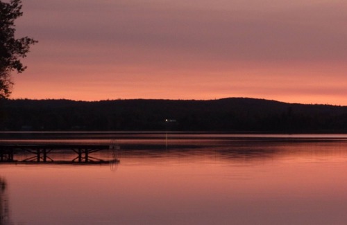 Albert Bridge Cottage | Amazing views Mira River , sunrise sunsets, near to Sydney and many attractions