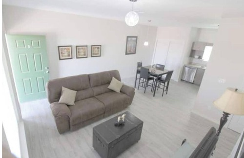 El Paso Apartment | Amazing Westside Apartment-2 Bedrooms, Brand New!