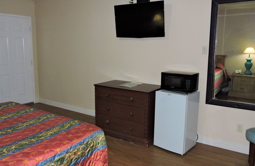 Sunrise Manor Hotel | American Inn Motel