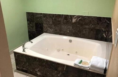 Lennox Hotel | American Inn & Suites LAX