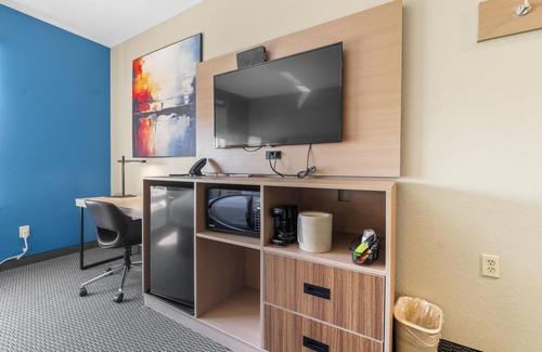 Livingston Hotel | Americas Best Value Inn & Suites Livingston