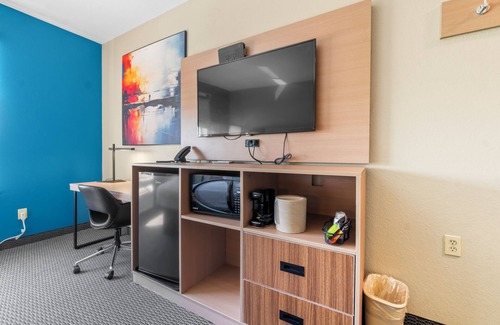 Livingston Hotel | Americas Best Value Inn & Suites Livingston