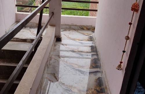 Allahabad House | Amit villanPeaceful 2-bedroom bungalow in Prayagraj with mobile WiFi access