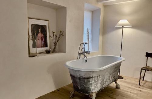 Torrechiara House | Amorosa