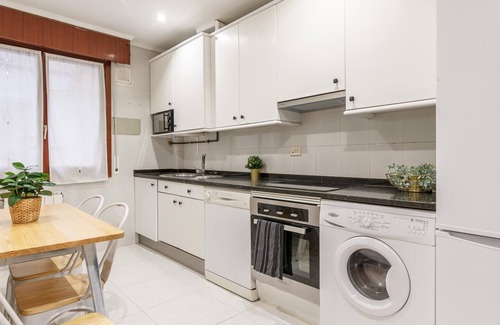 Indautxu Apartment | Amplio y recién reformado en Indautxu
