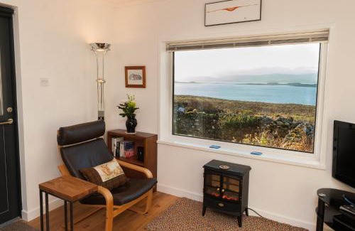 Halistra Apartment | An Cala Beag Self Catering apartment on The Waternish Peninsula