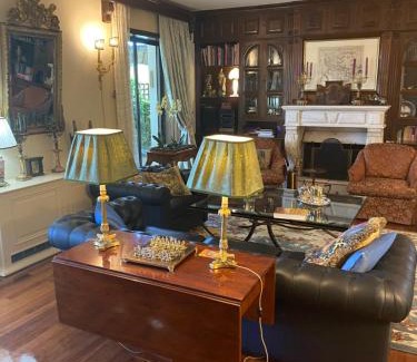 Dionysos Apartment | An eclectic pied a terre in Dionysos