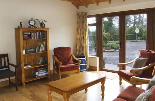 Shiplake Cottage | AN GRIANAN, pet friendly, with a garden in Clonakilty, County Cork