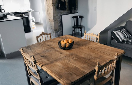 Sainte-Honorine-des-Pertes House | An idyllic holiday home a stone's throw from the sea