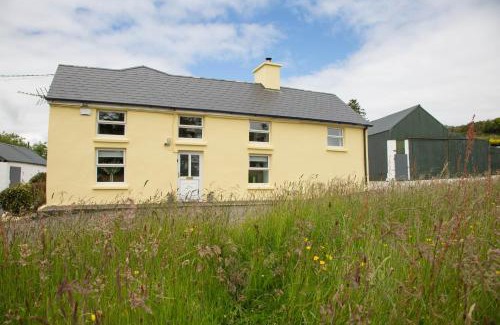 Drimoleague House | An Tigín Buí