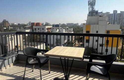 Nashik Apartment | Anahat Host All Shuttler 2BHK 2 Bed AC Appartment