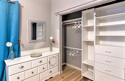 Abbott Loop House | Anchorage House with Private Deck, 8 Mi to Downtown!