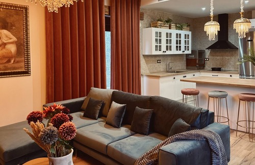 Granada House | Andalusian Hideaway a 10 Minutos del Corazón de Granada