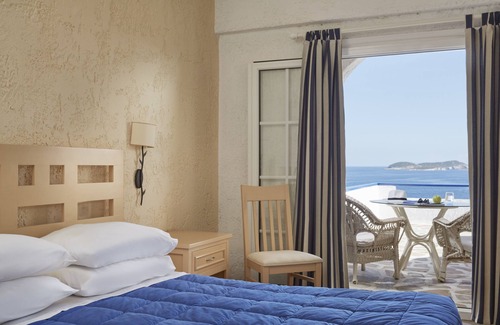Gavrio Hotel | Andros Holiday