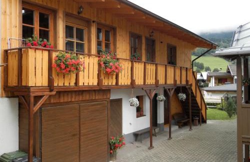 Walchen Apartment | Angela Apartment