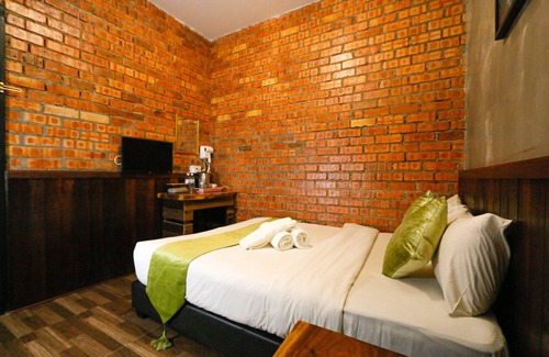 Bandar Seri Iskandar Hotel | Anggun Hotel