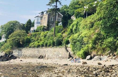 Menai Bridge House | Anglesey Beach House