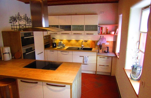 Rothhelmshausen Apartment | Animal good vacation