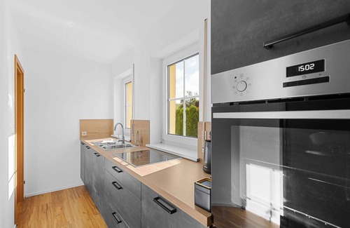 Buchenberg Apartment | Animal house | parking lot | terrace