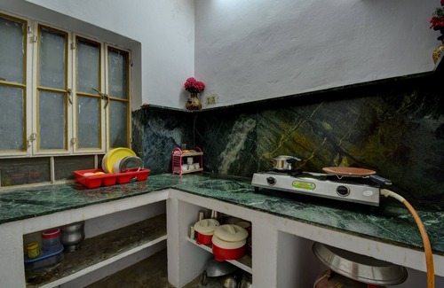 Panch Batti Villa | Anjana's Homestay-4 Bedroom Villa + 4 Private Bathrooms with Breakfast