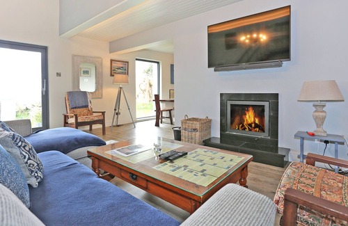 Ballinrobe Cottage | ANNAGH, family friendly, with open fire in Ballinrobe, County Mayo