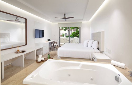 Centro Hotel | Antera Hotel & Residences