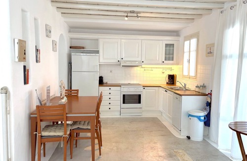 Ornos Apartment | ANTHOS HOUSE ORNOS BEACH