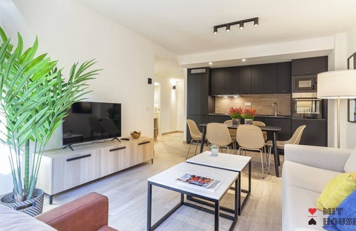 Atocha Apartment | Antonio Lopez XI apartment in Madrid