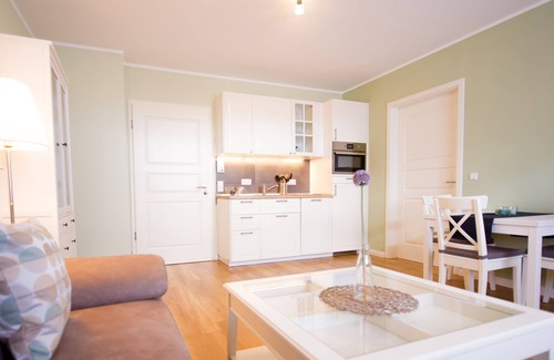 Uerzig Apartment | Ap 2 - Treppchen-Rental-Deluxe-Private Bathroom-River view