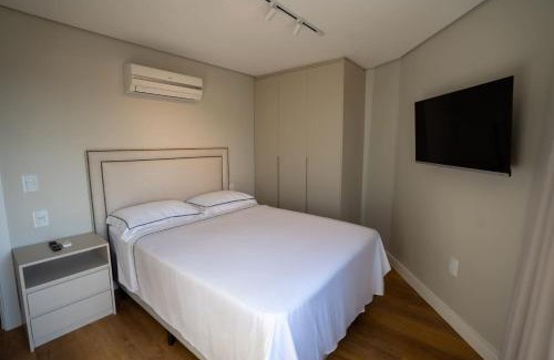 Centro Apartment | Ap de novela no centro da cidade com garagem