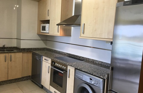 Porto de Espasante Apartment | Apartment on the ocean and the beach. .