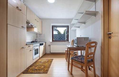 Buchholz in der Nordheide Apartment | Apartment 'Buchholz I D N' with Private Terrace, Shared Garden and Wi-Fi
