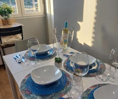 San Vicente de la Sonsierra Apartment | Apartamento con vistas a la montaña Oasis