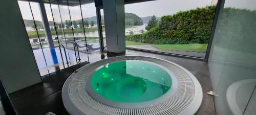 Grodek Nad Dunajcem Apartment | Apartament Lazurowy 53 z tarasem i SPA